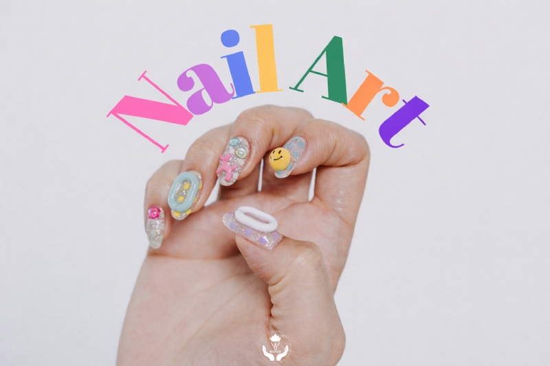 nail art, nail art Tirana, nail art profesional, dizajn thonje, dizajn kreativ thonje, thonje me dizajn, thonje unik, thonje kreativ, thonje artistik, thonje me dekorime, nail design Tirana, nail art salon Tirana, thonje trendy